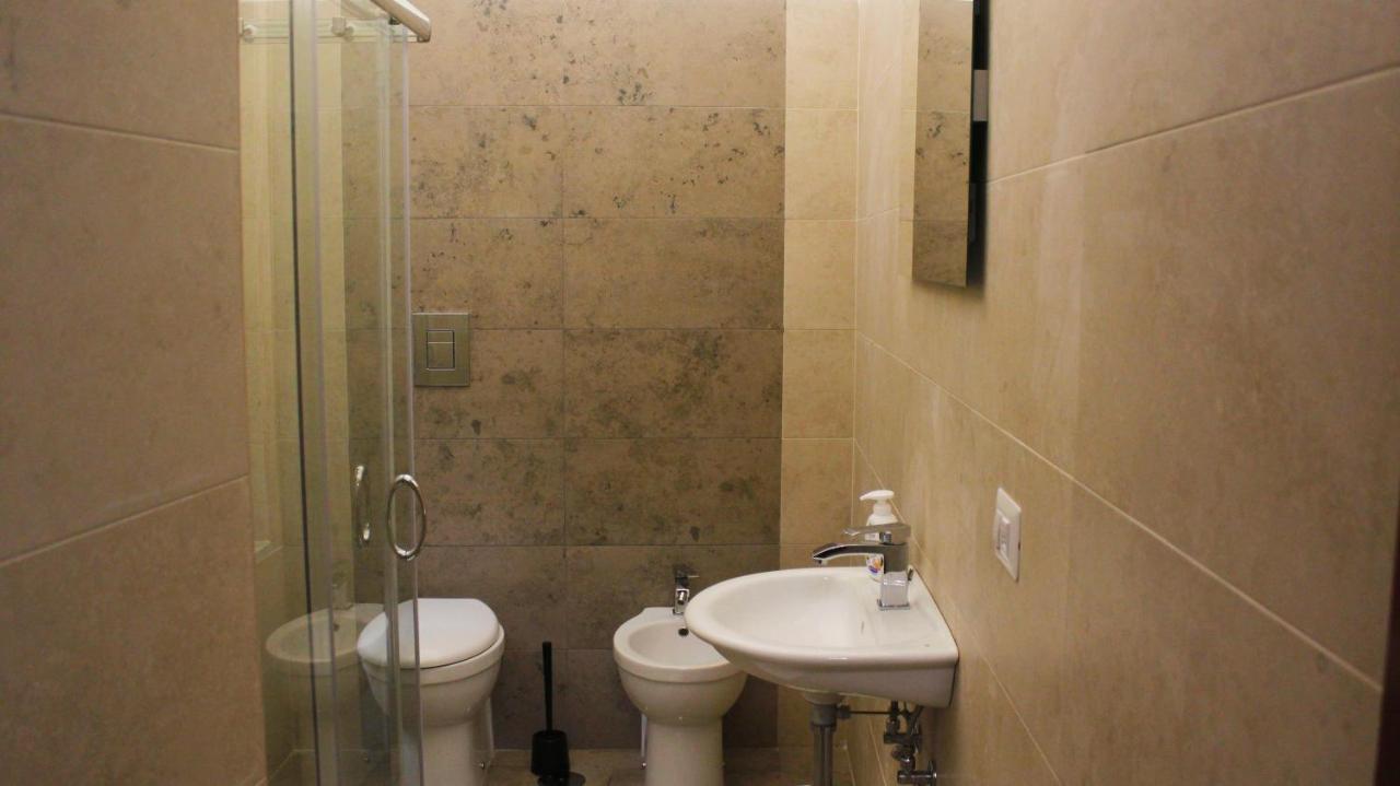 Bed and Breakfast Casa Giulia Napoli Esterno foto